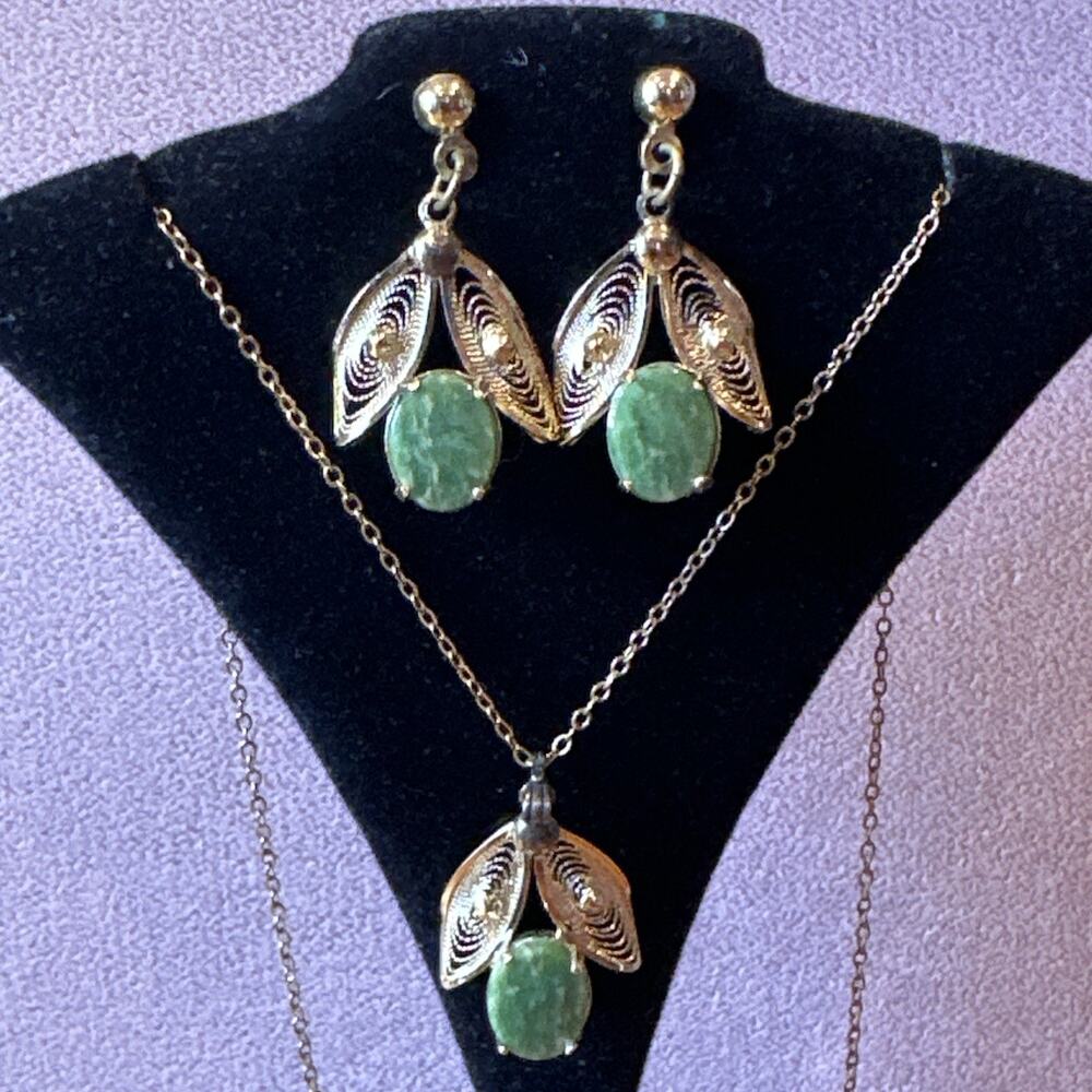 VTG W Signed 1/20 12k Filigree On Sterling Jade Post Earrings & Necklace Set‎
